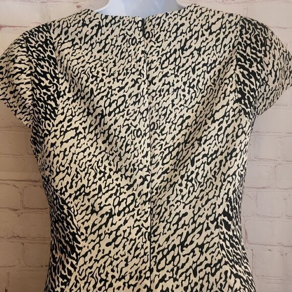 NWT Diane von Furstenberg Black/Wht Snakeskin Print Cap Sleeve Dress XS/0 $248 - Picture 6 of 11